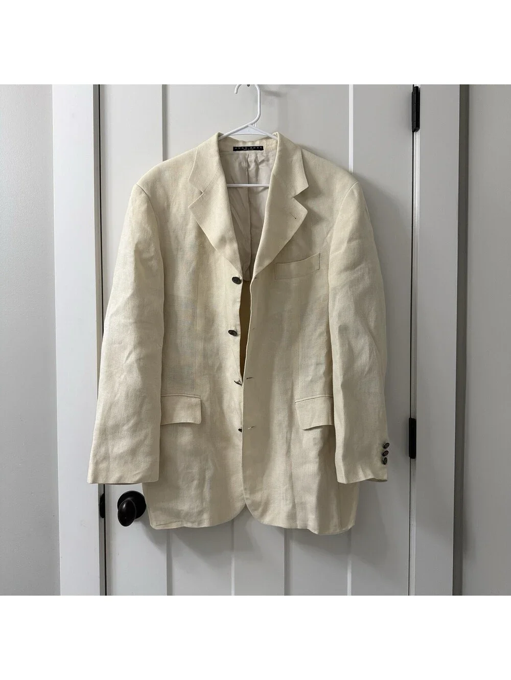 Vintage Hugo Boss Linen Blazer 40R Made Italy Cream Banco Peru Crest Buttons